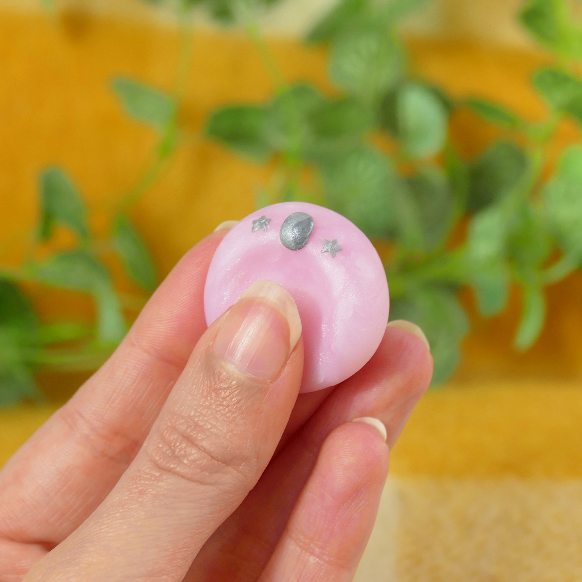 Pierres de relaxation Kokomojis en Fimo – Image 3